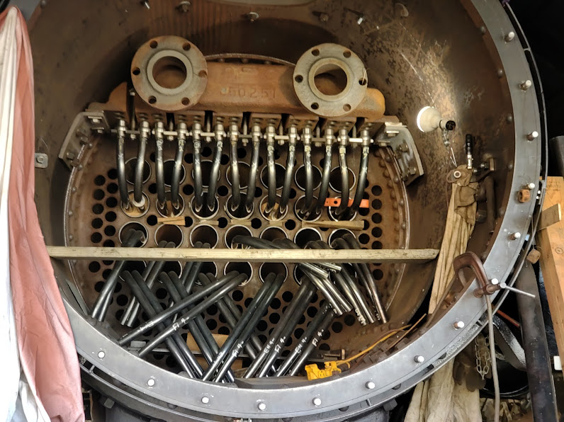 Building Superheater Tube Clusters